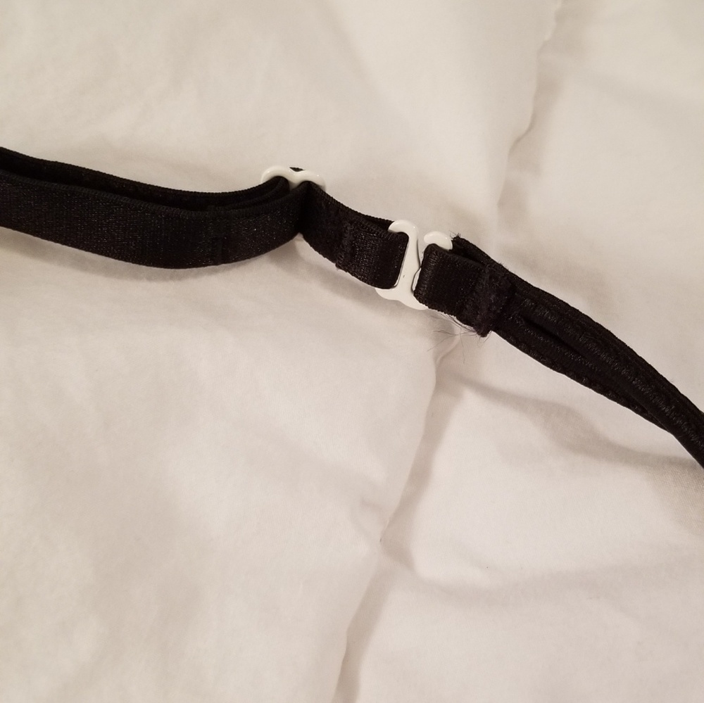 Victoria's Secret Bombshell Multi Wear Lacey Bra - Picture 4 of 7